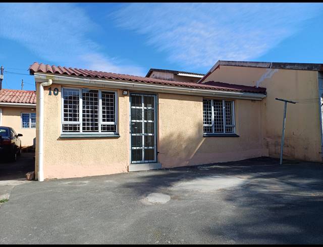 2 BEDROOM HOUSE TO LET IN SHALLCROSS